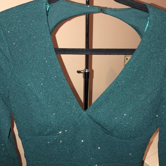 City Studio Womens Green Glitter Long Sleeve V Neck Short Body Con dress… - Picture 8 of 16